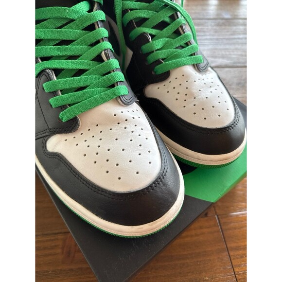 Air Jordan 1 Retro High OG x Lucky Green main image 12